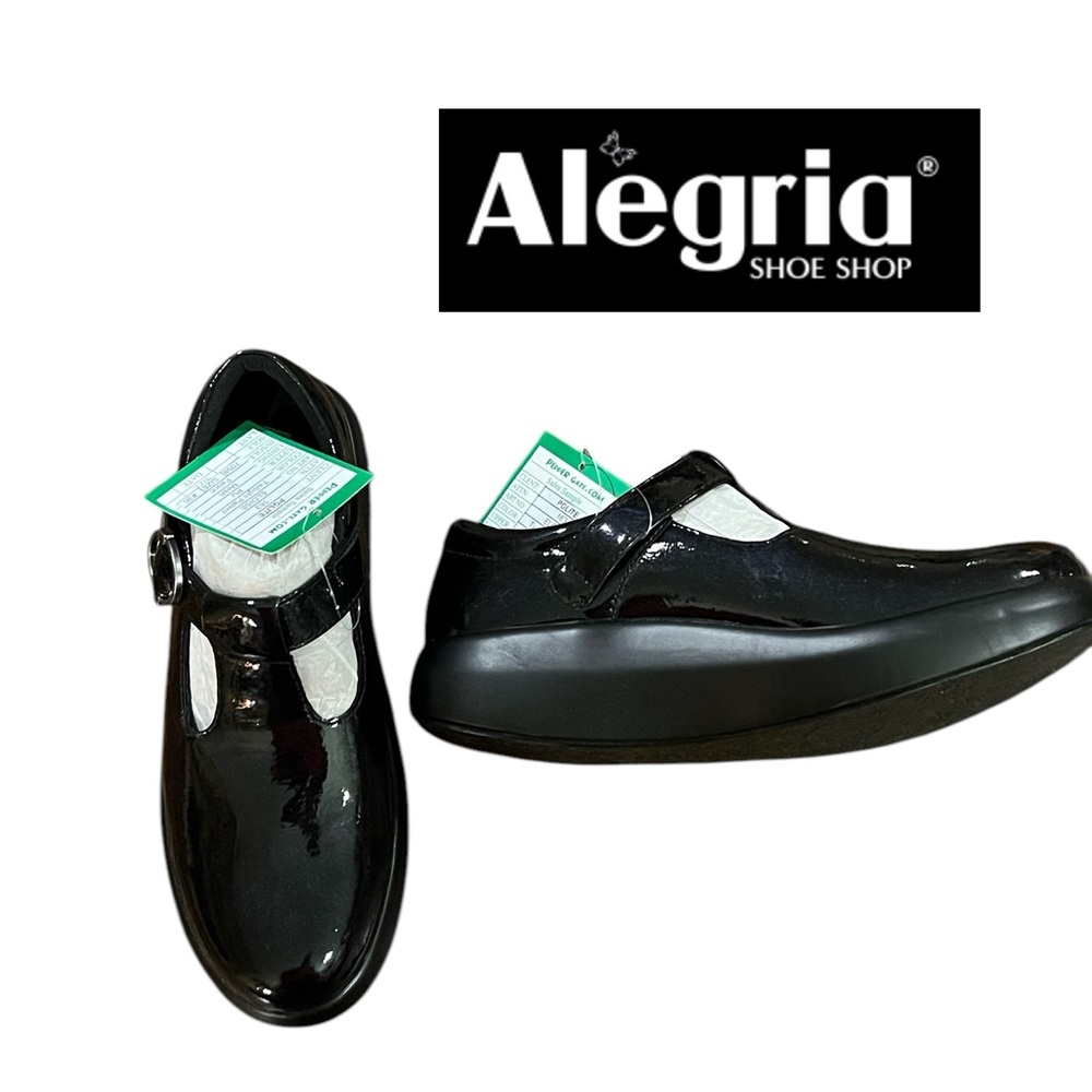 Alegria Black Patent Leather Flats Sz 6 or EU 36 narrow great comfort and style